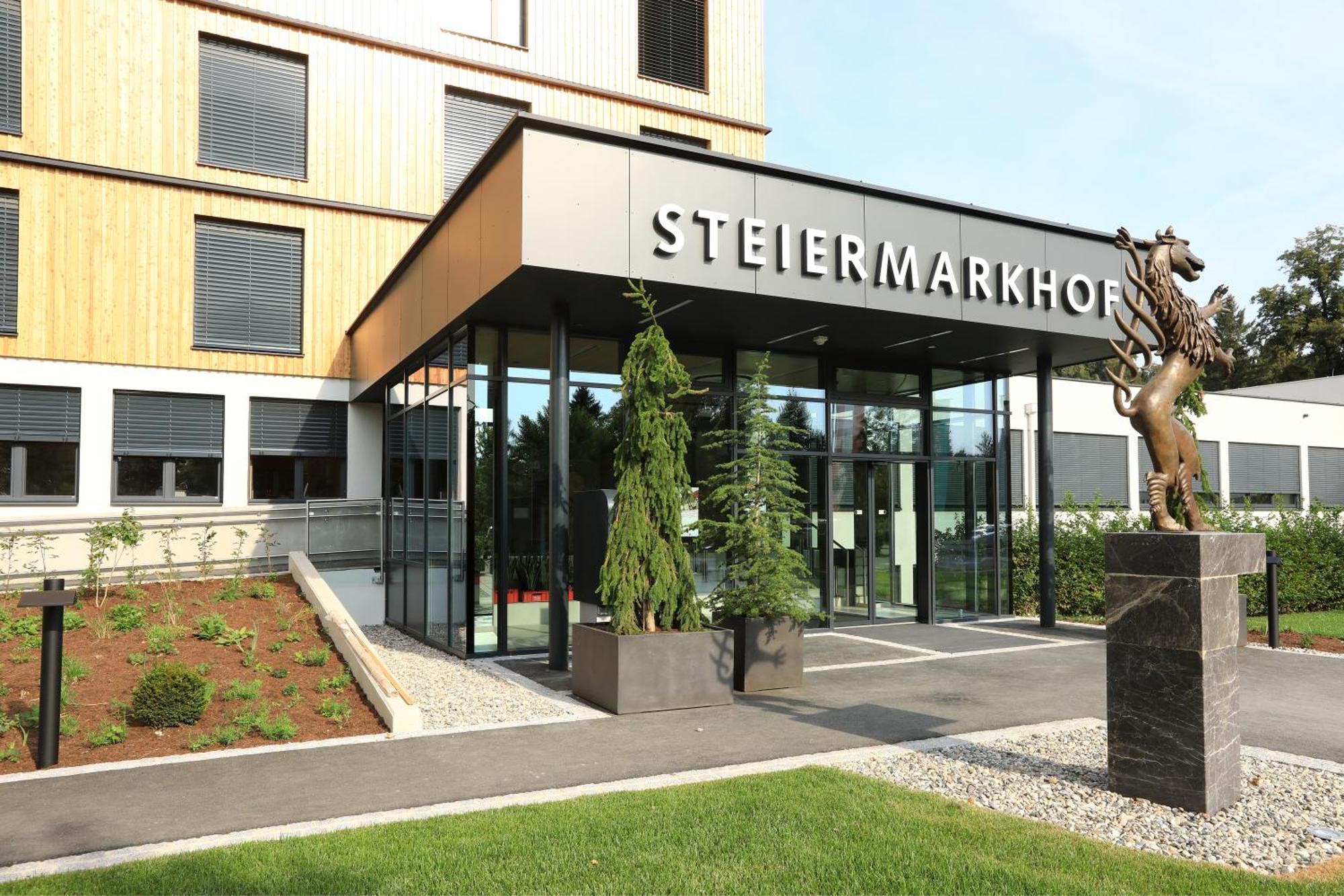 Hotel Steiermarkhof Graz - Aus Holz Gebaut, Von Huegeln Gekuesst Eksteriør bilde